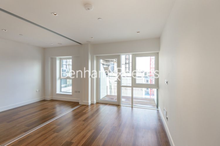 picture of 1-bed flat in  Ealing